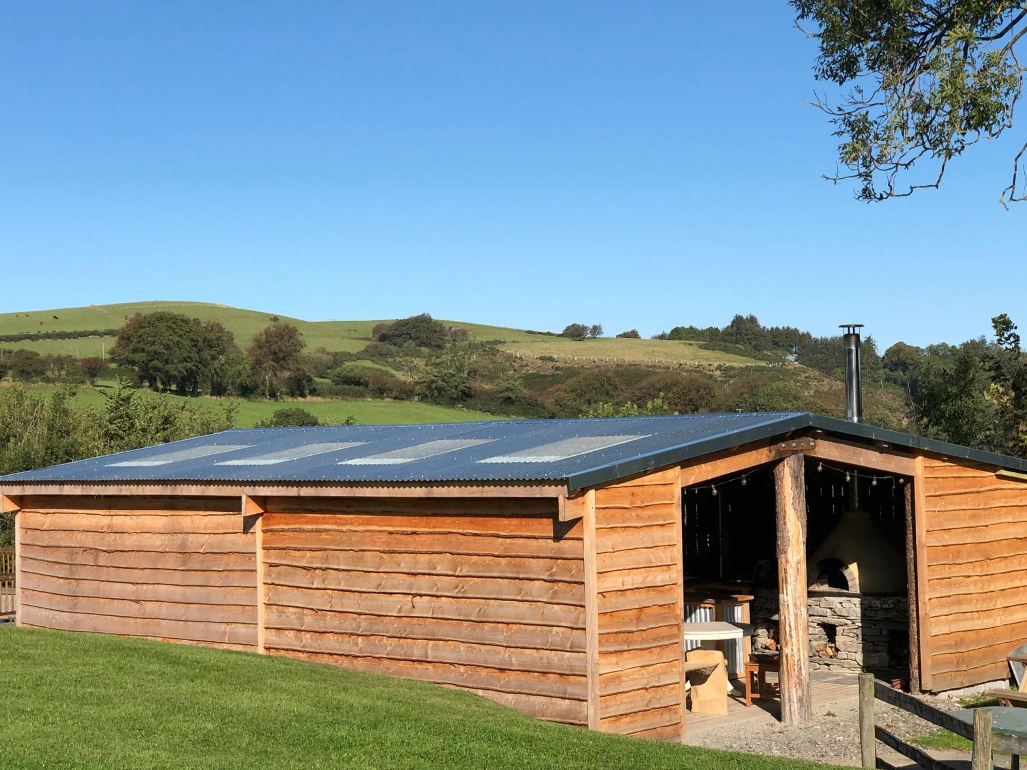 Treberfedd Farm Cottages&Cabins Lampeter Exteriör bild